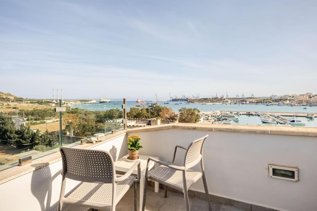 Seagull Penthouse Marsaxlokk Apartment Exterior photo