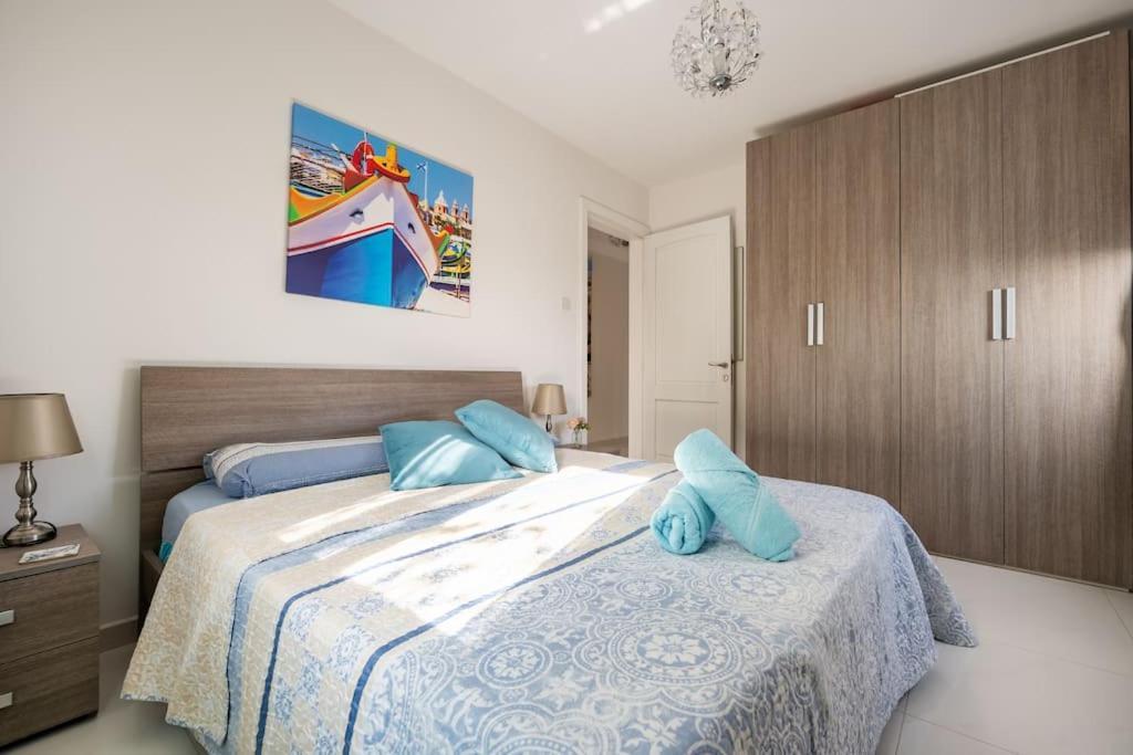 Seagull Penthouse Marsaxlokk Apartment Exterior photo