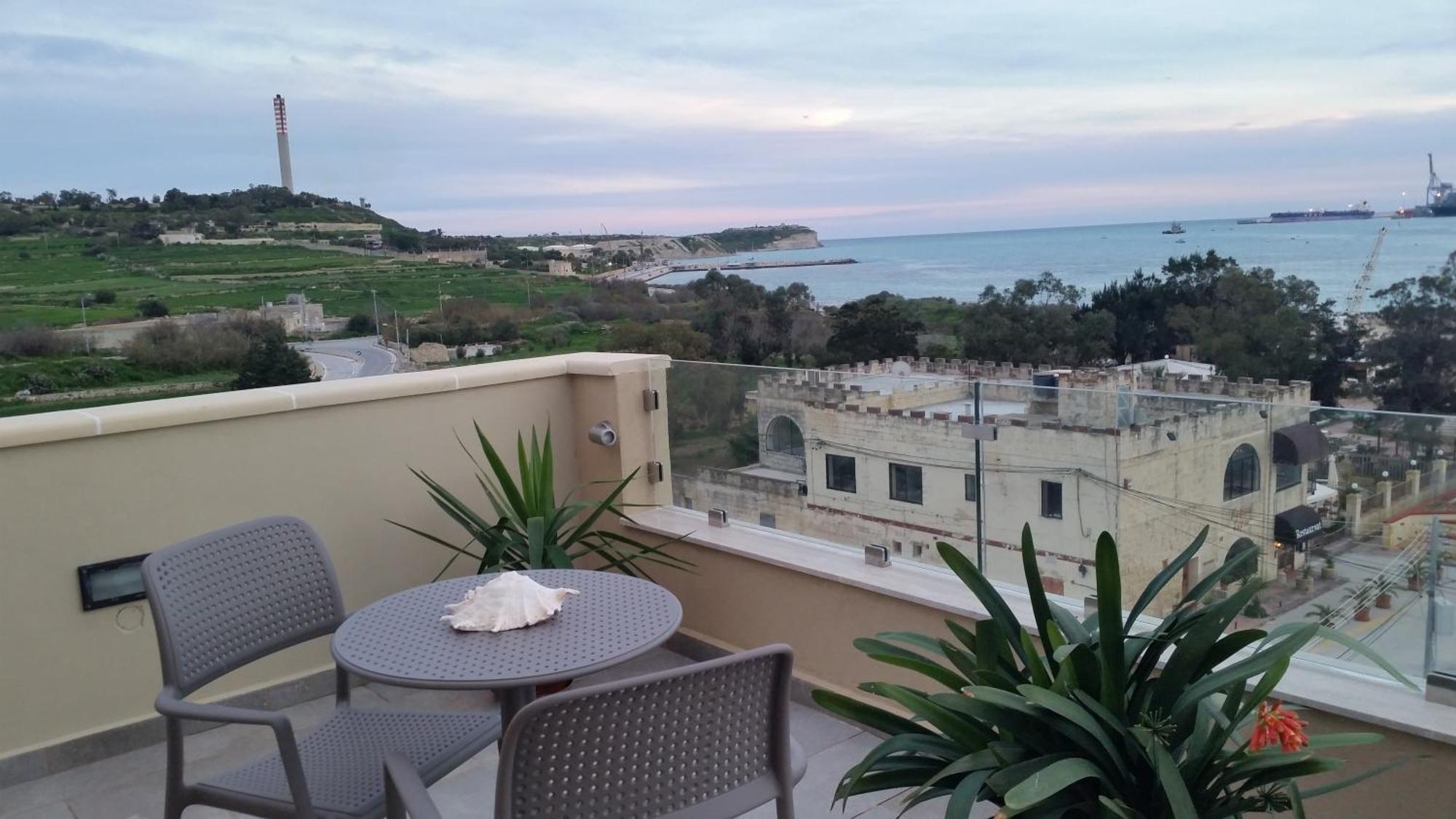 Seagull Penthouse Marsaxlokk Apartment Exterior photo