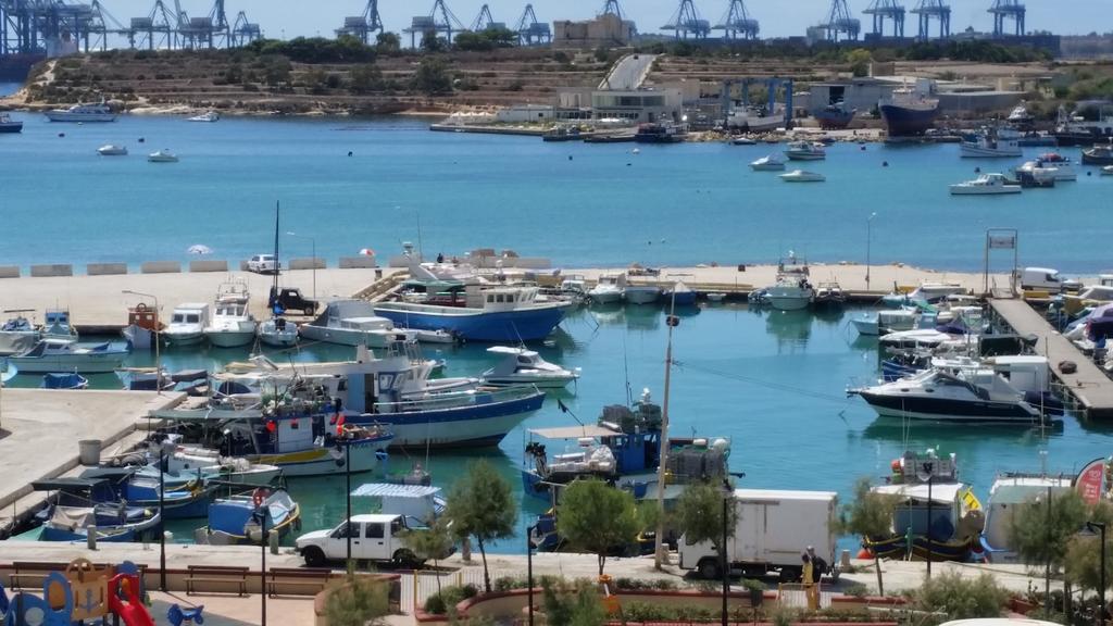 Seagull Penthouse Marsaxlokk Apartment Exterior photo