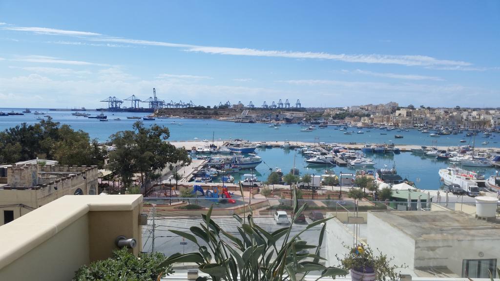 Seagull Penthouse Marsaxlokk Apartment Exterior photo